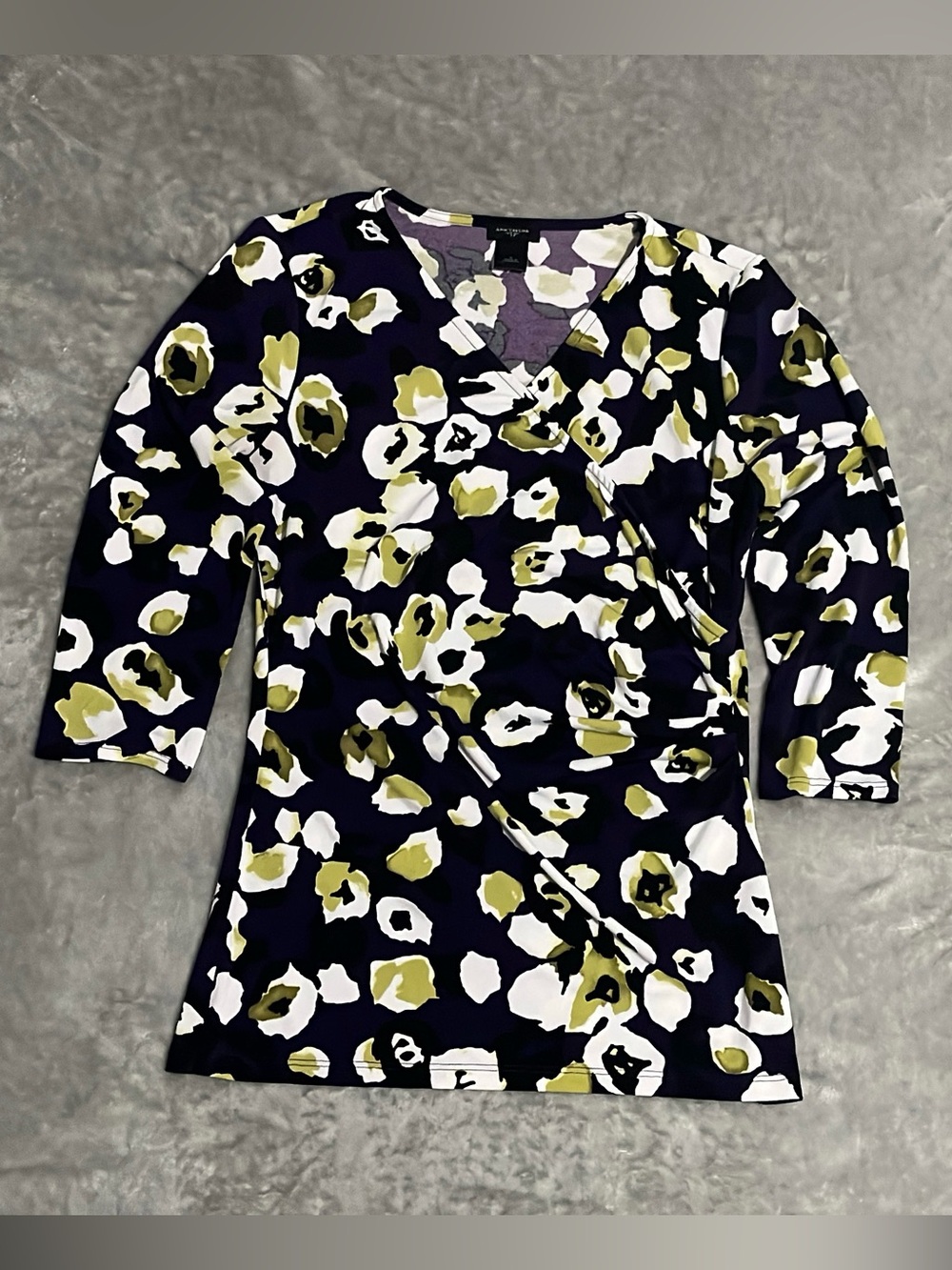 Ann Taylor Womens Size Small Faux Wrap Top Floral 3/4 Sleeve V-Neck